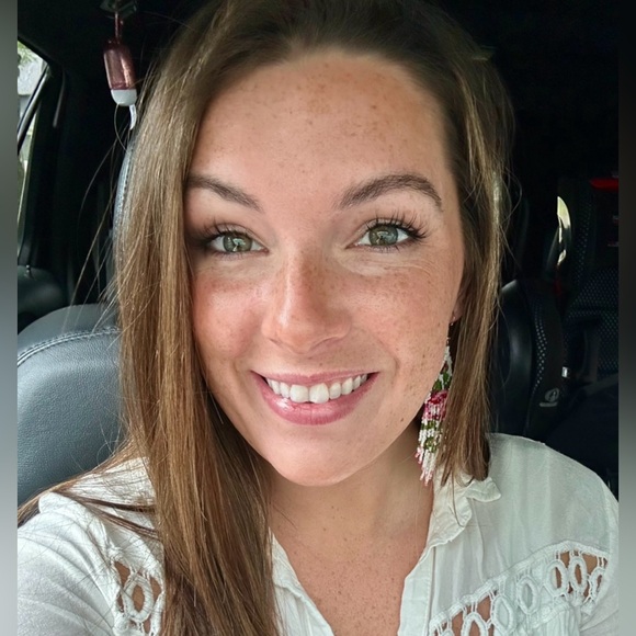 *DON'T BUY* Meet Your Posher * Please don't buy me* :) - Picture 1 of 2